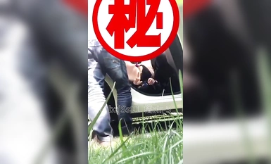 专约极品大神『橘sir-S』地点：人妻公司停车场，事件：蒙眼捆绑，开着车门强制高潮(1)