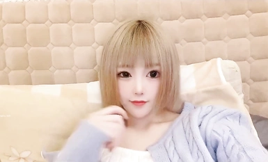 แนะนำเป็นอย่างยิ่ง อย่าเป็นเทพธิดาที่ถูกไล่ล่าโดยคนหลายพันคน แต่จงเป็นผู้หญิงเลวที่รักเงิน สาวสวยบน Twitter [Xiao Susu] พร้อมผลประโยชน์อันน่าหลงใหล ภาพโคลสอัพของเซนสองนิ้วไมร์เทิลเครปไมร์เทิลขณะถูหน้าอก ( 2)