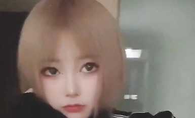 強くお勧めします。何千人もの人々に追われる女神になるのではなく、お金を愛する雌犬になりましょう。情熱的な特典を持つTwitterの美人[Xiao Susu]、胸を揉みながら2本の指で禅百日紅のクローズアップショット（ 5)