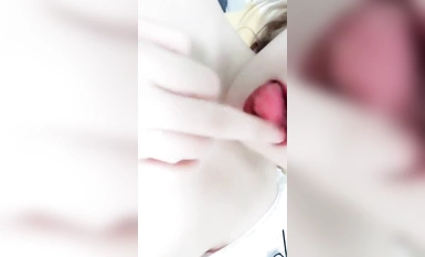 Highly recommended, don’t be a goddess chased by thousands of people, but be a money-loving bitch, a Twitter beauty [Xiao Susu] with passionate benefits, a close-up shot of two-finger Zen crape myrtle while rubbing breasts (7)