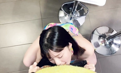 P站百萬粉絲露臉日本網黃「obokozu」哇！在社交軟體上約到的女孩居然沒穿內褲就來約會了