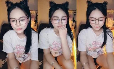 옆집 언니~ 이렇게 섹시할 줄은 몰랐네요~ [보조개 소녀] 기숙사에서 자위와 물총이 시작됐다 (2)