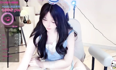 StripChat live broadcast selection compilation 240925: Ang sobrang tanyag na diyosa na si Xia Anran ay pumulandit ng dugo, nagsasalsal sa kanyang puki, pumulandit, at pumulandit, isang dilag na may magagandang binti mula sa China ay pinupunit ang kanyang 