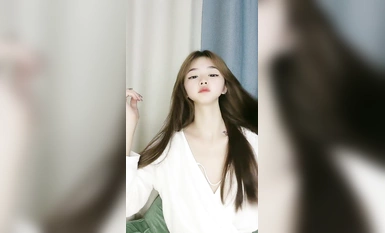 【雑魚池】イケメン女子校生のピンクの穴から白い汁が漏れ出すオナニー (7)