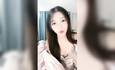 [Bawa Xiaoyu pulang] Dewi kecantikan sekolah yang lahir pada tahun 00-an menggali pukinya dan melancap, airnya mengalir keluar (7)