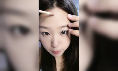 【伊伊萌】嫩逼美少女 裸舞自慰 白漿噴尿 (9)