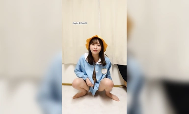 2024年中秋巨献Youtube数十万粉丝【scrt_miku】罕见大尺度POV合集，单部15-30美金(7)