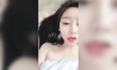 Dewi yang sangat cantik meniduri [Arnab Putih Putih Susu] buat pertama kali dengan kaki yang cantik dan punggung yang cantik, tanpa kondom, dan air mani di dalam~ (1)