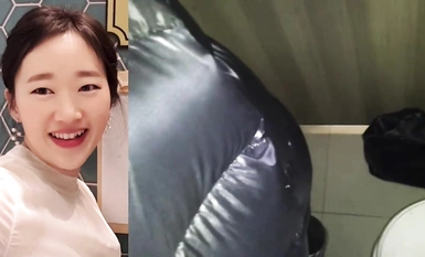 Yi Yuna Parttime Blowjob in a Toilet Enclosure