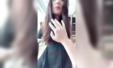 警察の美しさの張晋宇は年をとっていますが、多くの兄弟が張晋宇のビデオを見てみたいと思っています。ルーさんは彼女に警察犬であるかどうかさえ尋ねました。