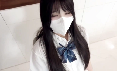 清純可愛鄰家美少女『小敏兒』學妹酒後被好友強上 內射極品蜜穴，白虎粉穴要被撐破，大長腿清純少女