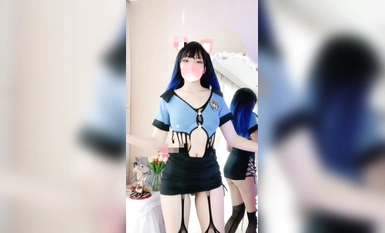 推特极品福利姬，可甜可盐女神【小仙云】最新10月新番长视频定制，裸舞，道具紫薇，迷幻电鼓升职记(1)