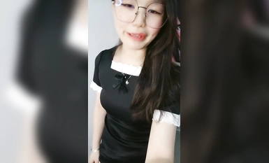 清純粉嫩眼鏡娘@酒窩小妹 尺度福利秀 (16)