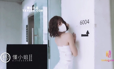 [Dự án đêm khuya] Người mẫu xuất sắc nhất [Miss Hiểu] - Khỏa thân và bị trói bằng băng dính để tham quan bảo tàng nghệ thuật, chuyến tham quan ba điểm toàn diện trong công viên, thủ dâm trong cốp ô tô riêng