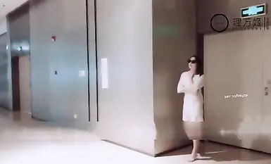 【深夜企划】极品模特【理万姬】-男厕到商场露出