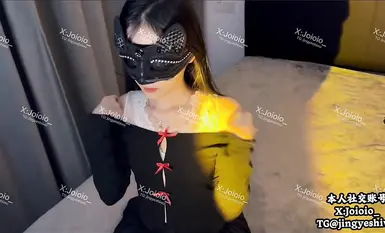 パパの精液ビッチ「ジョジョ ナインティナイン」はパパに激しくイラマチオされました。私が学校で誰かのバイ・ユエグァンだと思うととても恥ずかしくて興奮します。 (1)