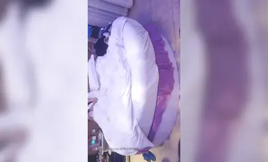 Bos Pelacur Putih @Pertunjukan Kebajikan Skala Tapak Penggambaran Model Menarik (25)