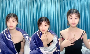 清纯颜舞姬@辣条公主佳佳裸舞尺度福利秀(17)