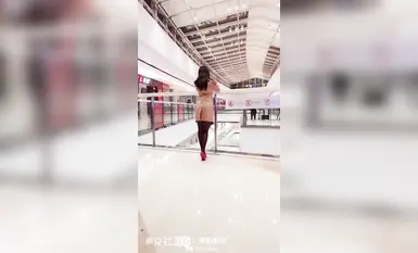 麻酥酥哟2018‎.0‎3.0‎4‎ 商场陋出