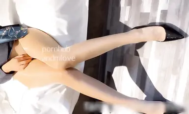 優雅氣質尤物御姐女神 OL氣質御姐白領穿著工裝酒店偷情，從進入前的矜持到被操爽後的浪叫 讓人上頭