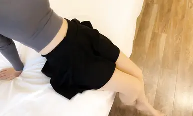 極品身材性感人妻 長腿美足肉絲誘惑！欲求不滿的騷逼給老公戴綠帽，老公性無能只有偷情才能獲得滿足