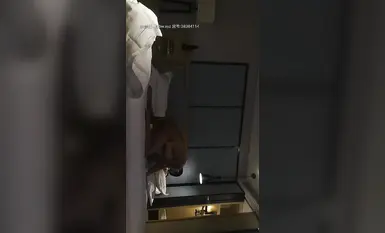 【应求更新】【秦總之今晚探18歲處女】今晚直播18歲處女，絕對真實，大神師徒歸來，大一學生妹PS：本頻道永久免費更新高質量內容