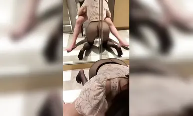 เด็กหญิงวัย 20 ปีที่เชี่ยวชาญเรื่องเซ็กส์และสวยที่สุด "Hard Cow Zi Yingniuzi" เซ็กซี่มากเมื่อเธอมีเพศสัมพันธ์ได้ครึ่งทางเธอก็คุยกับฉัน: เธอไม่สามารถเก็บปากไว้เฉยๆไม่ได้และเธอก็ต้องการ หาเด็กชาย