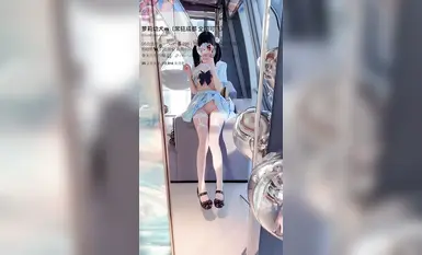 귀여운 새끼 롤리 [롤리 강아지M] 달콤하고 부드러운 아기가 아빠의 애완동물이 되고 싶어해요. 그녀의 하얗고 부드러운 보지에 물이 뚝뚝 떨어지고 있어요.