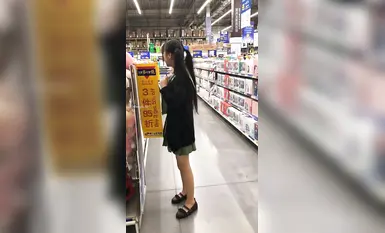 สาวสวัสดิการเบอร์รี่-เผยต่อหน้าคนอื่น ท้าคนเดินผ่าน แซวคนที่เดินผ่านด้วยการเปลือย_01