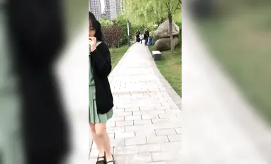 สาวสวัสดิการเบอร์รี่-เผยต่อหน้าคนอื่น ท้าคนเดินผ่าน แซวคนที่เดินผ่านด้วยการเปลือย_01