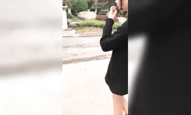 สาวสวัสดิการเบอร์รี่-เผยต่อหน้าคนอื่นท้าแกล้งคนเดินผ่านด้วยการเปลือย_02