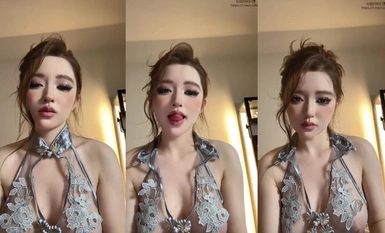 【棒棒糖小公主】頂級綠播~甜甜女神~白皙美乳~掰穴柔逼~超誘惑 (10)