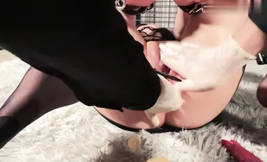 Việc đào tạo nữ nô lệ tốt nhất của SM