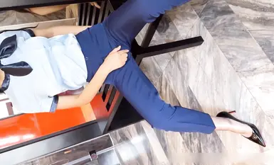 优雅气质尤物御姐女神【Adeless2】超顶长腿御姐魔鬼身材撕破丝袜用鸡巴狠狠的捅了进去！端庄女神被操得淫相毕露