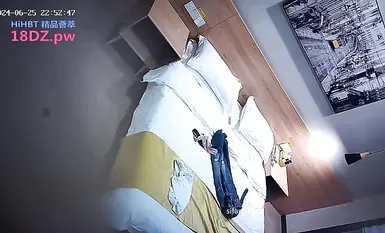 盗录蜂腰巨乳美少妇与上司开房互舔攻守兼备无套内射／大学眼镜男酒店束缚苗条白皙大奶女友深喉各种体位抽插等12