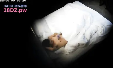 盜錄蜂腰巨乳美少婦與上司開房互舔攻守兼備無套內射／大學眼鏡男酒店束縛苗條白皙大奶女友深喉各種體位抽插等 19