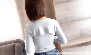 Dewi kecantikan yang anggun dan perangai ✅ bergaduh dengan isteri seksi pantat gemuknya yang cantik disentuh kuat dalam seluar jeansnya, dan semua air mani terpancut ke dalam farajnya!