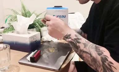 對話粗口淫盪，喜歡抽麻的嘻哈范大神DuDu收費私拍7部解鎖，玩玩樂樂，玩肏各種極品外圍 (3)