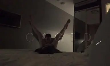 大麻を吸うのが好きで会話に汚い言葉が含まれるヒップホップ ファンの DuDu は、7 本のプライベート ビデオを無料でアンロックし、楽しんで、あらゆる種類の一流の周辺機器をファックします (4)