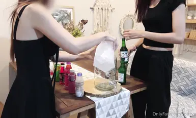 2024年，【銀趴大神】，極品綠帽淫妻【pittyswg】，6-10月最新福利（上），約單男，夫妻交換，淫亂盛宴 (4)