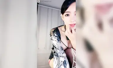 [Luo Youyou] The goddess returns, beautiful legs in stockings, underwear and bikini, sexy dance temptation, 17 (4)