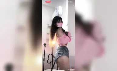 抖音网红舞姬@宁向(向向) 会员群大尺度裸舞(10)