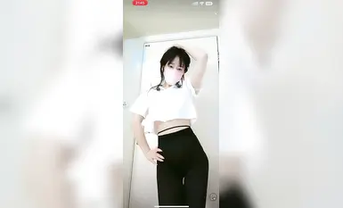 抖音網紅舞姬@寧向(向向) 會員群大尺度裸舞 (13)