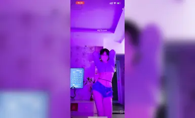 Douyin internet celebrity dancer @宁向(xiangxiang) member group na gumaganap ng malakihang hubo't hubad na sayaw (16)