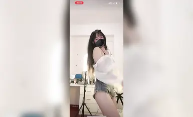 抖音网红舞姬@宁向(向向) 会员群大尺度裸舞(22)