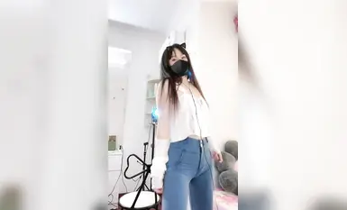 Nhóm thành viên vũ công nổi tiếng Douyin @宁向(向向) biểu diễn điệu nhảy khỏa thân quy mô lớn (24)