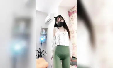 Douyin internet celebrity dancer @宁向(xiangxiang) member group performs large-scale naked dance (28)