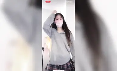 Nhóm thành viên vũ công nổi tiếng Douyin @宁向(向向) biểu diễn điệu nhảy khỏa thân quy mô lớn (35)