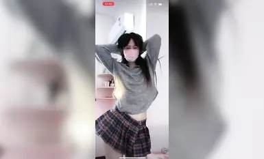 Nhóm thành viên vũ công nổi tiếng Douyin @宁向(向向) biểu diễn điệu nhảy khỏa thân quy mô lớn (35)