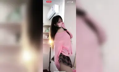 Douyin 연예인 댄서 @宁向(向向) 멤버 그룹이 대규모 누드 댄스를 선보입니다(42)